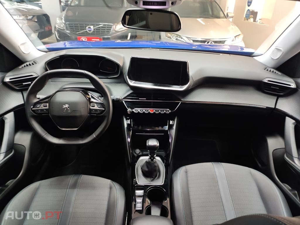 Peugeot 2008 1.2 PureTech Allure Pack
