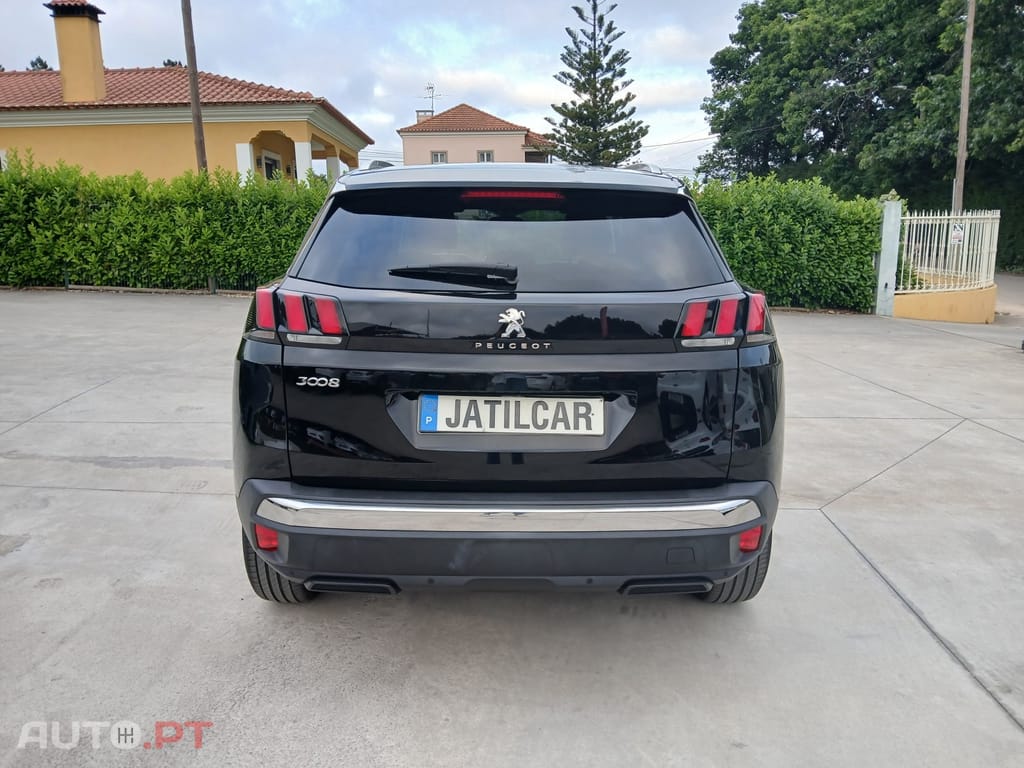 Peugeot 3008 1.5 BlueHDi Active