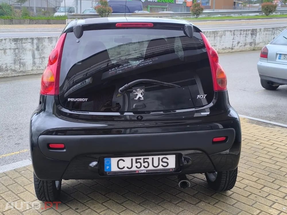 Peugeot 107 1.0 Sportium