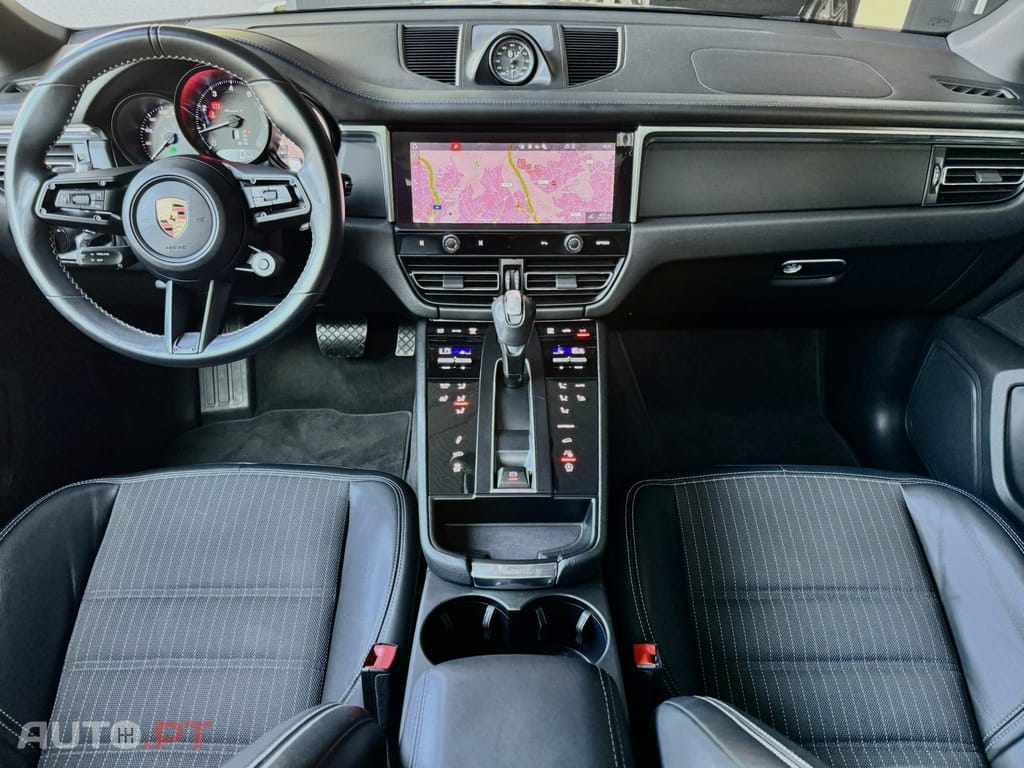 Porsche Macan T