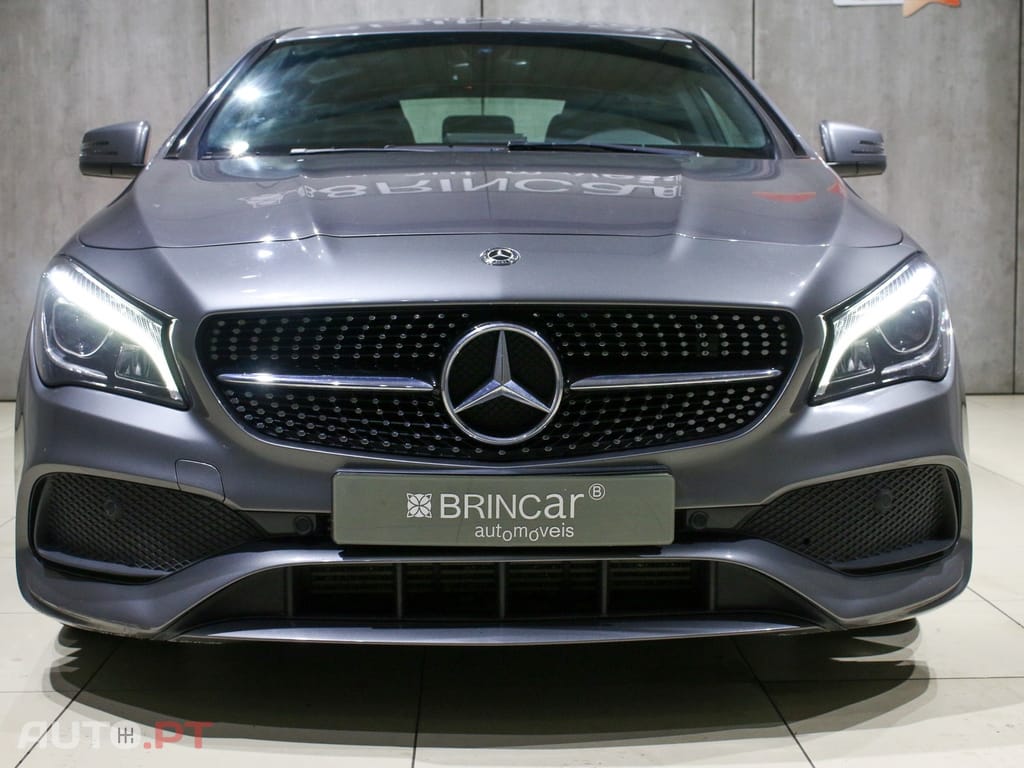 Mercedes-Benz CLA 180 AMG Line