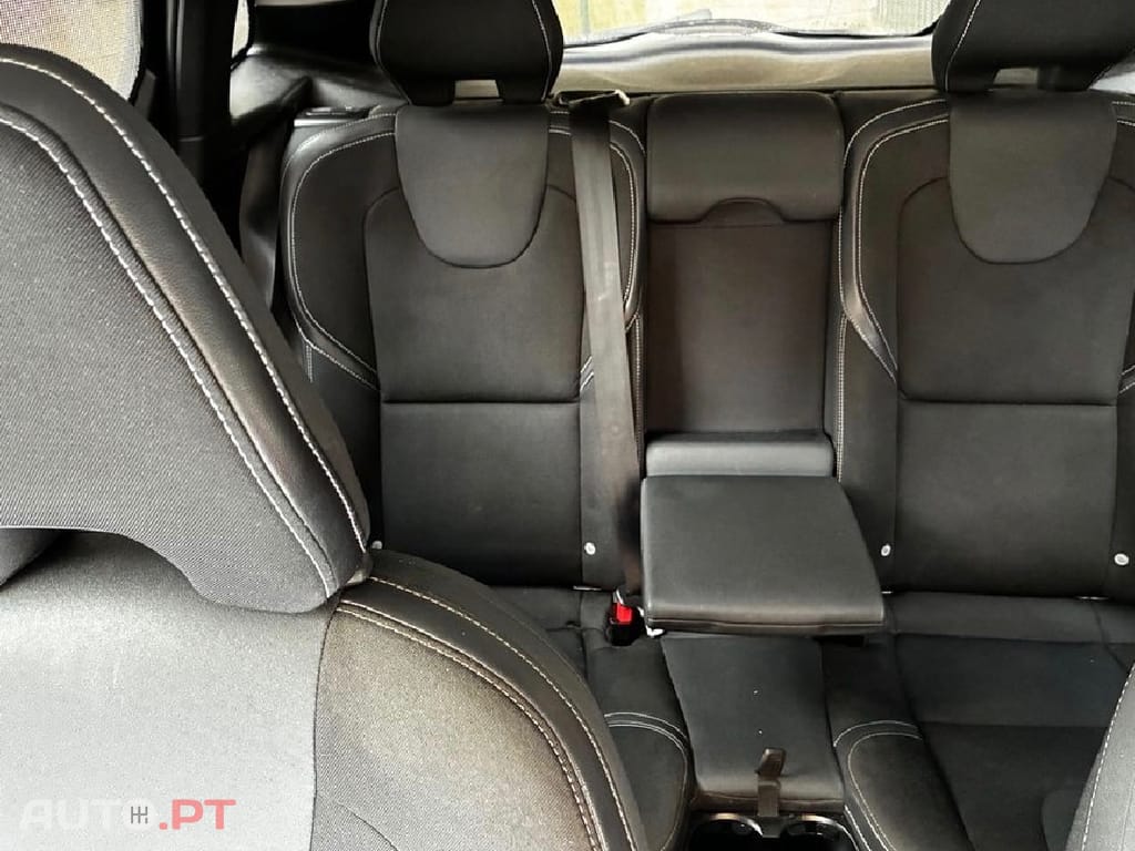 Volvo V40 D2 Momentum
