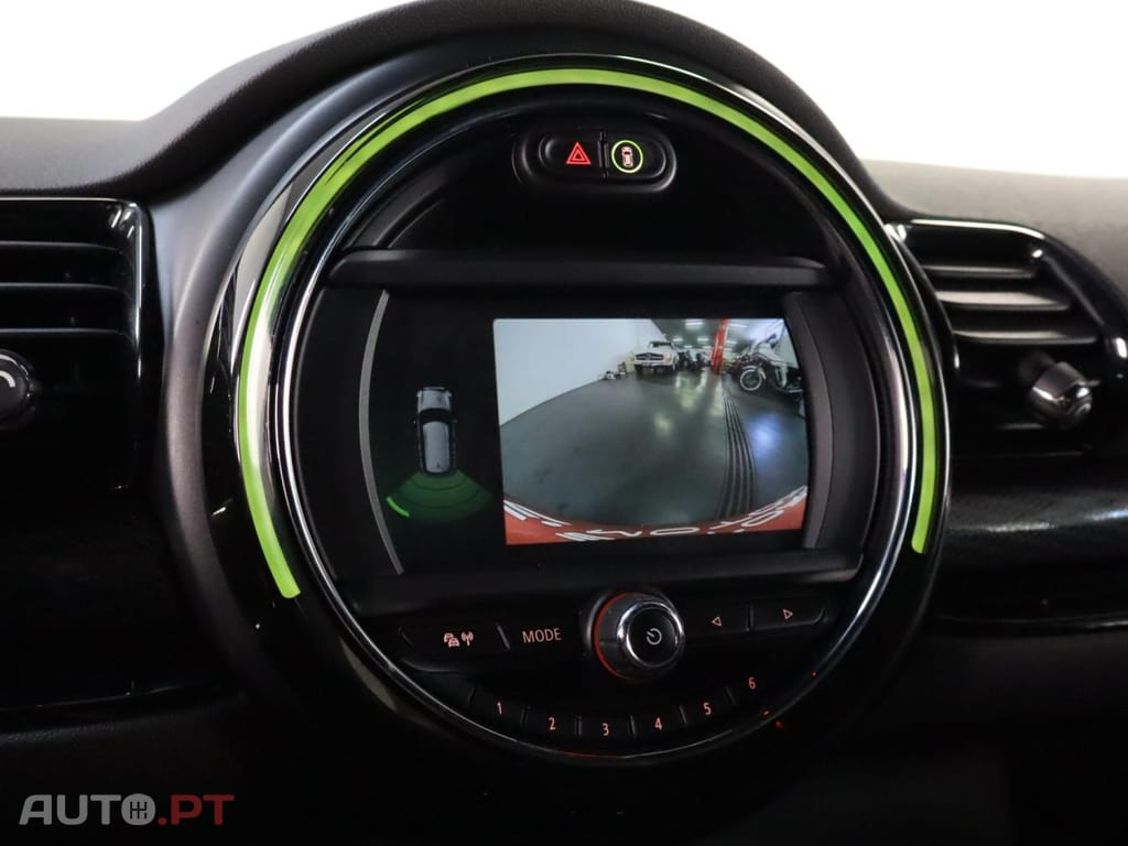 MINI Clubman Cooper D Auto