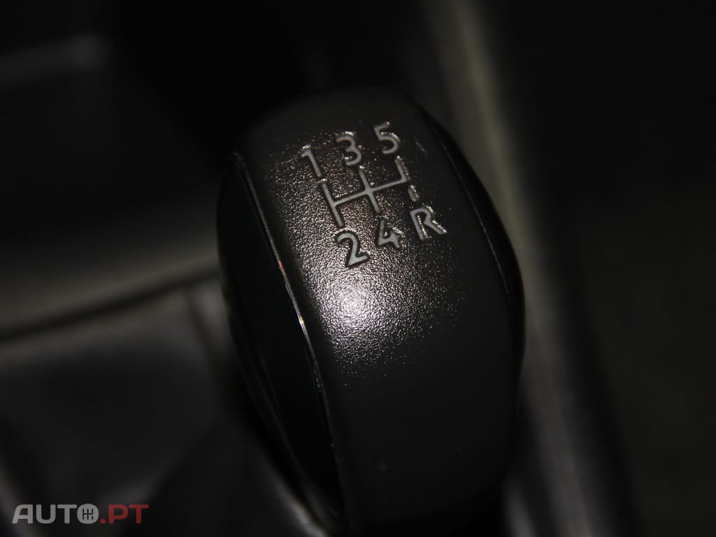 Peugeot 208 1.6 BlueHDi