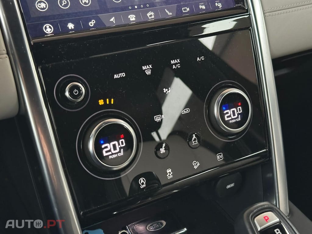 Land Rover Discovery Sport P300e R-Dynamic