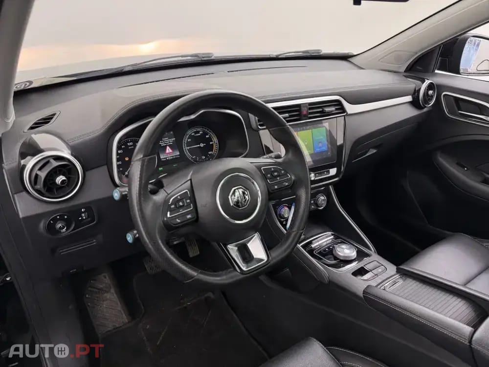 MG ZS EV 44.5 kWh Luxury