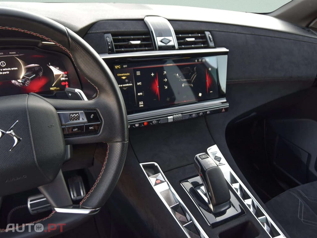 DS DS7 E-Tense Performance Line EAT8