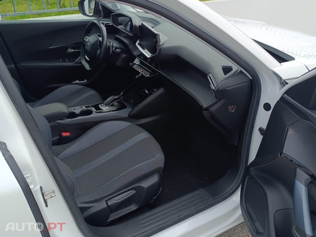 Peugeot 2008 Allure Pack