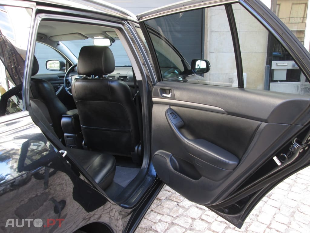 Toyota Avensis 2.0 D-4D Sol+GPS