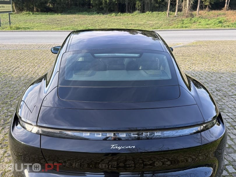 Porsche Taycan Performance Plus