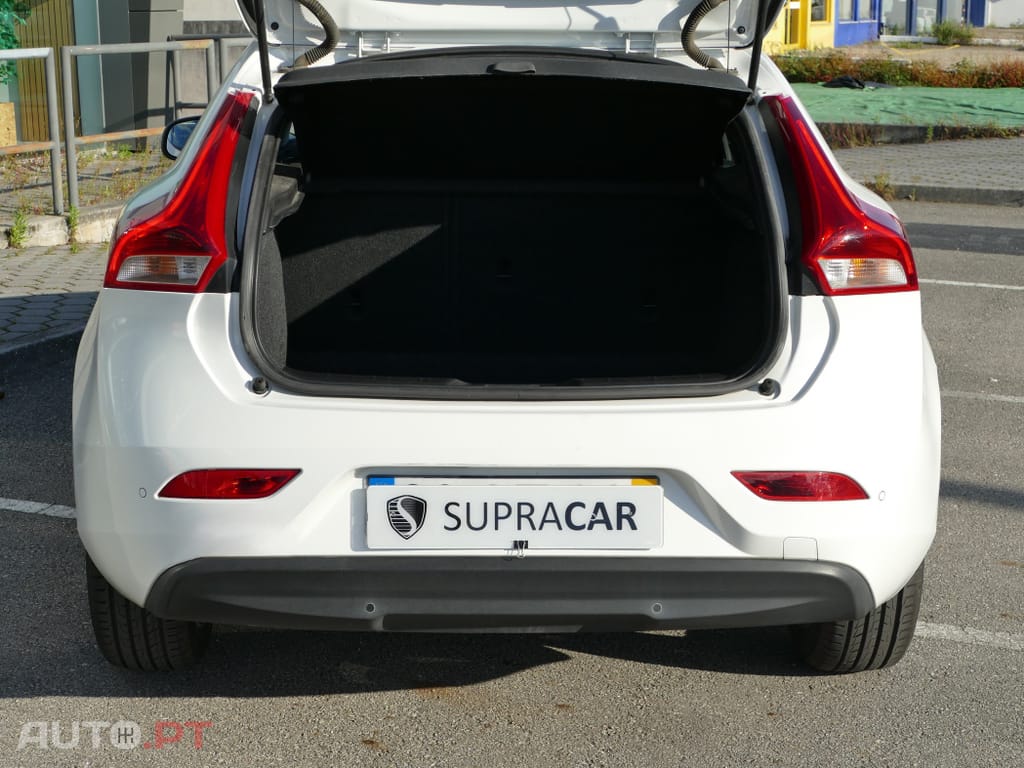 Volvo V40 2.0 D2 Kinetic