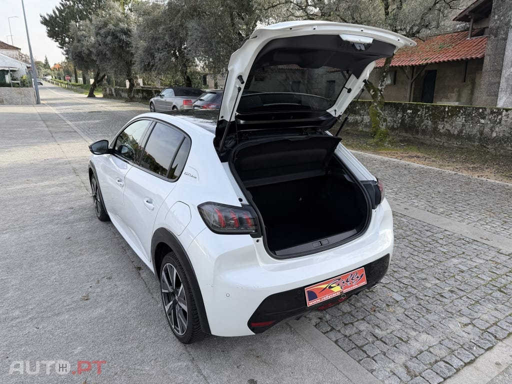 Peugeot 208 1.2 PureTech GT