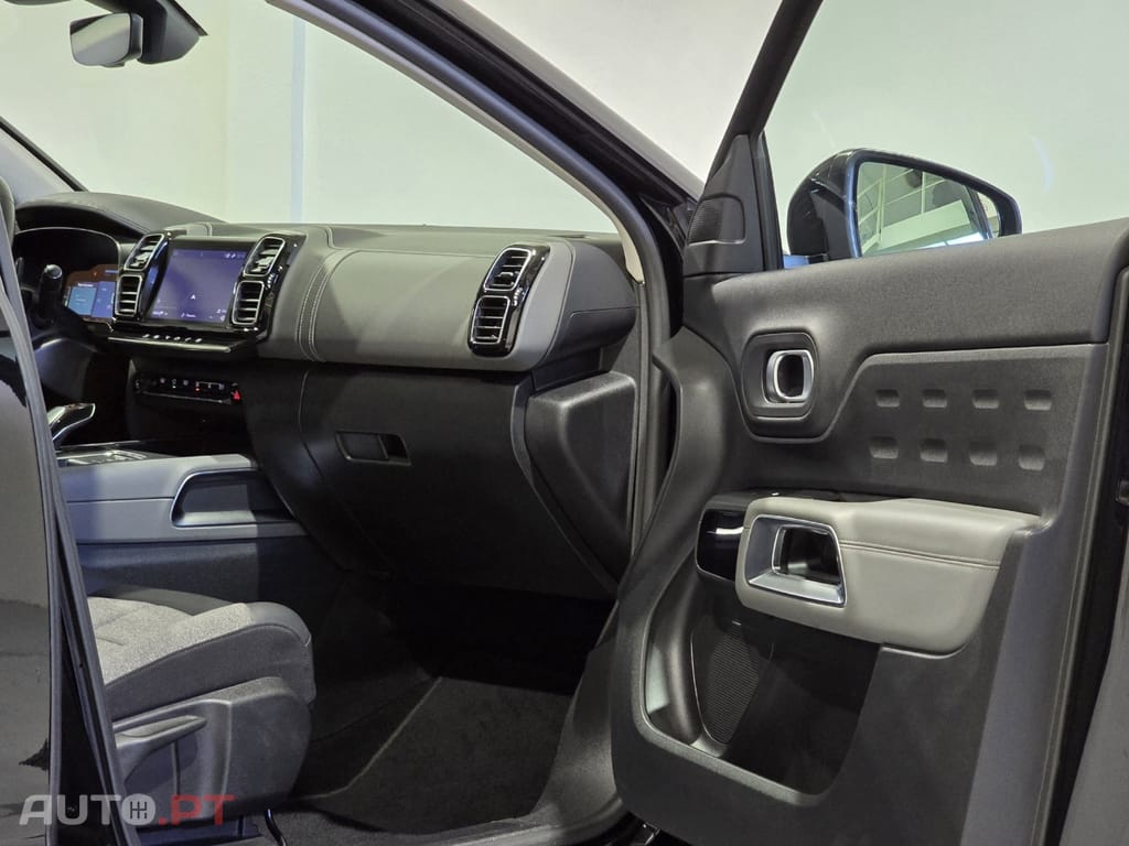 Citroen C5 Aircross 1.6 Hybrid Feel e-EAT8