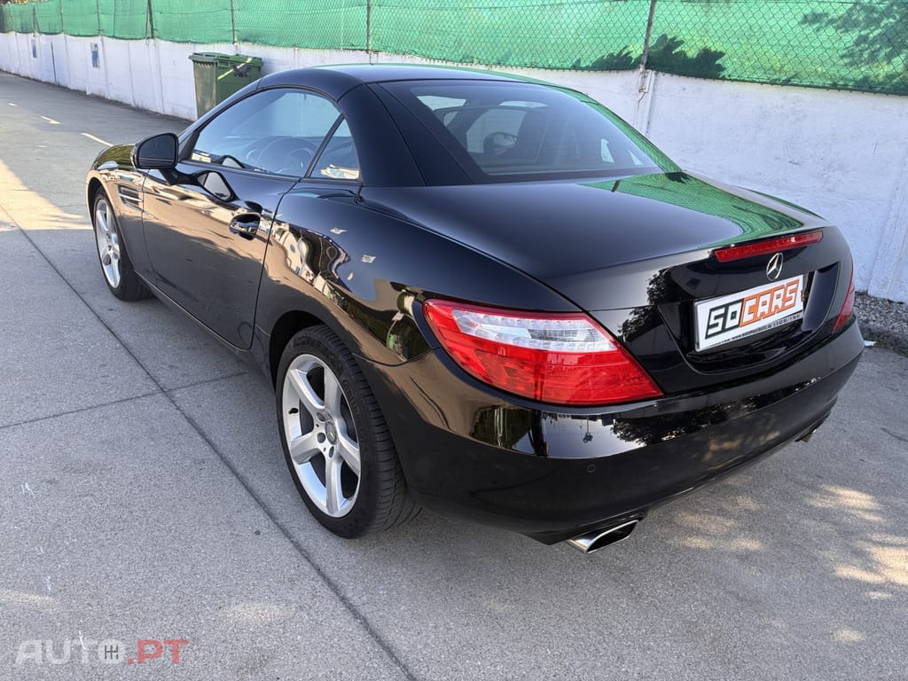 Mercedes-Benz SLK 200 BlueEFFICIENCY 7G-TRONIC Edition 1