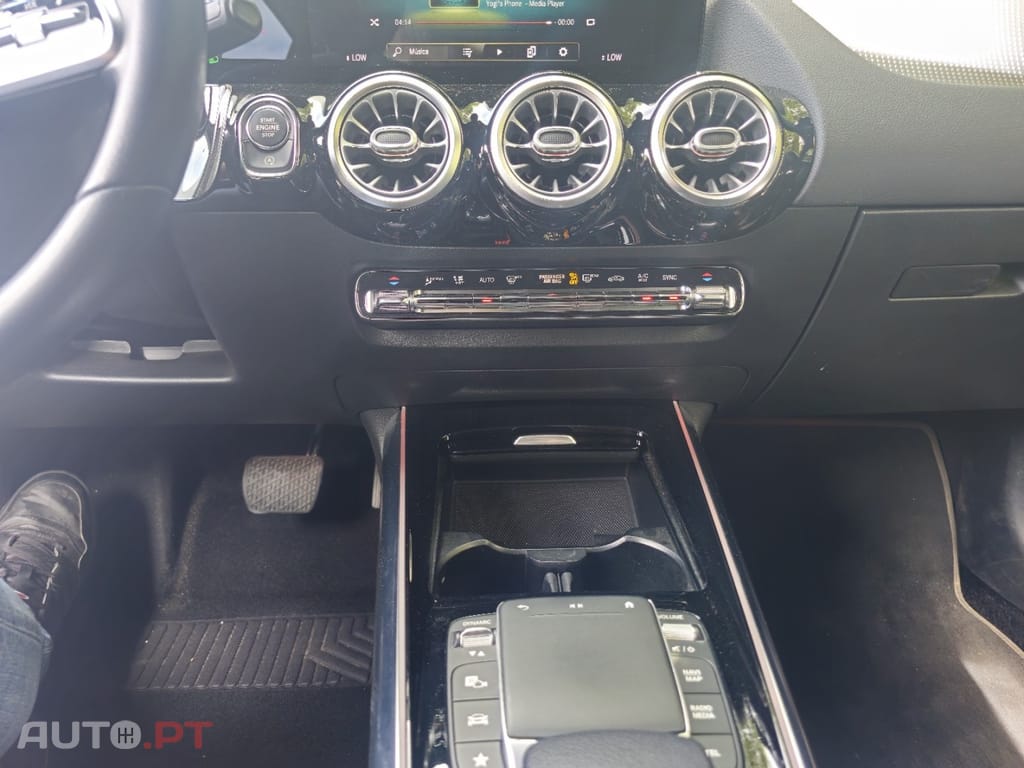 Mercedes-Benz GLA 180 d 8G-DCT