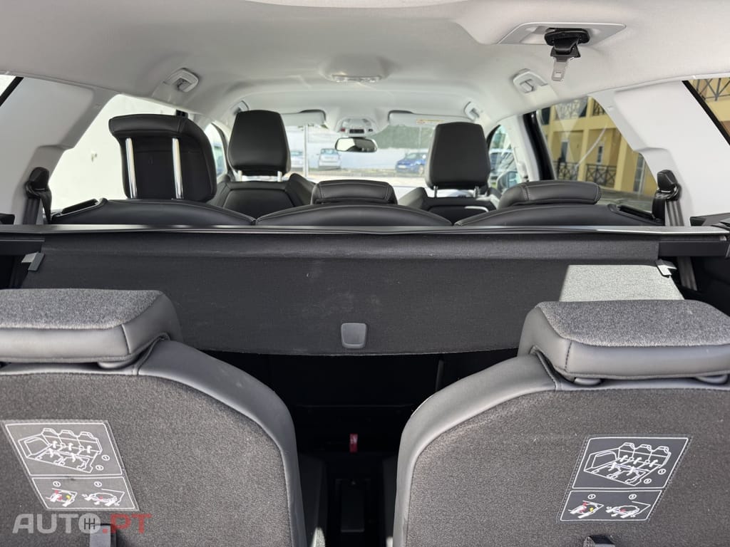 Peugeot 5008 1.2 PureTech Allure Pack