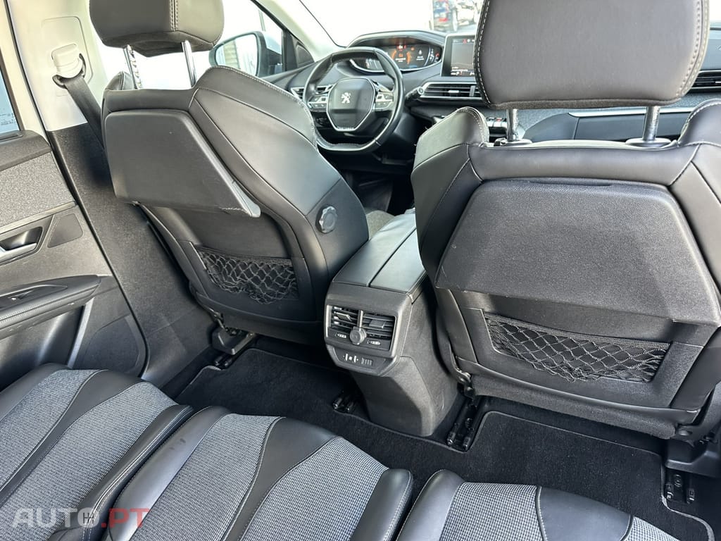 Peugeot 5008 1.6 BlueHDi Allure EAT6 J18
