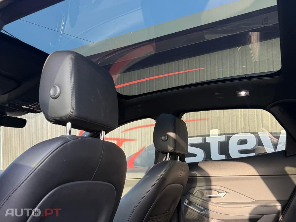 Jaguar E-Pace 2.0 i4D R-Dynamic AWD Aut.