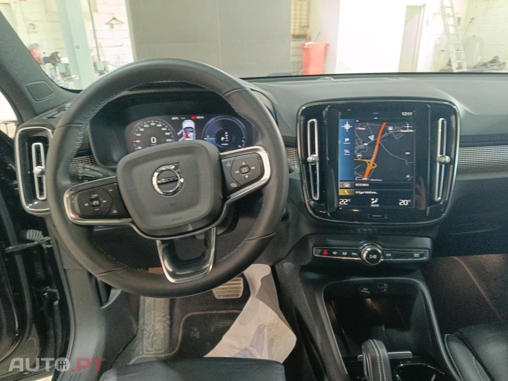 Volvo XC40 1.5 T5 PHEV R-Design