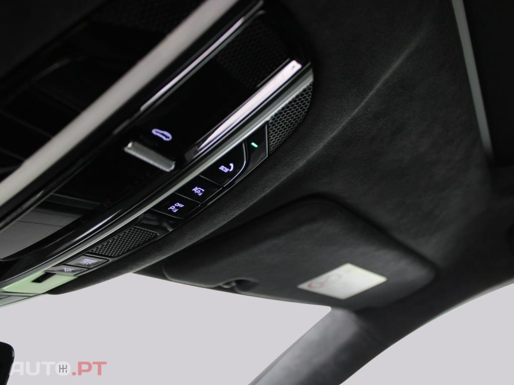 Porsche Cayenne TURBO S