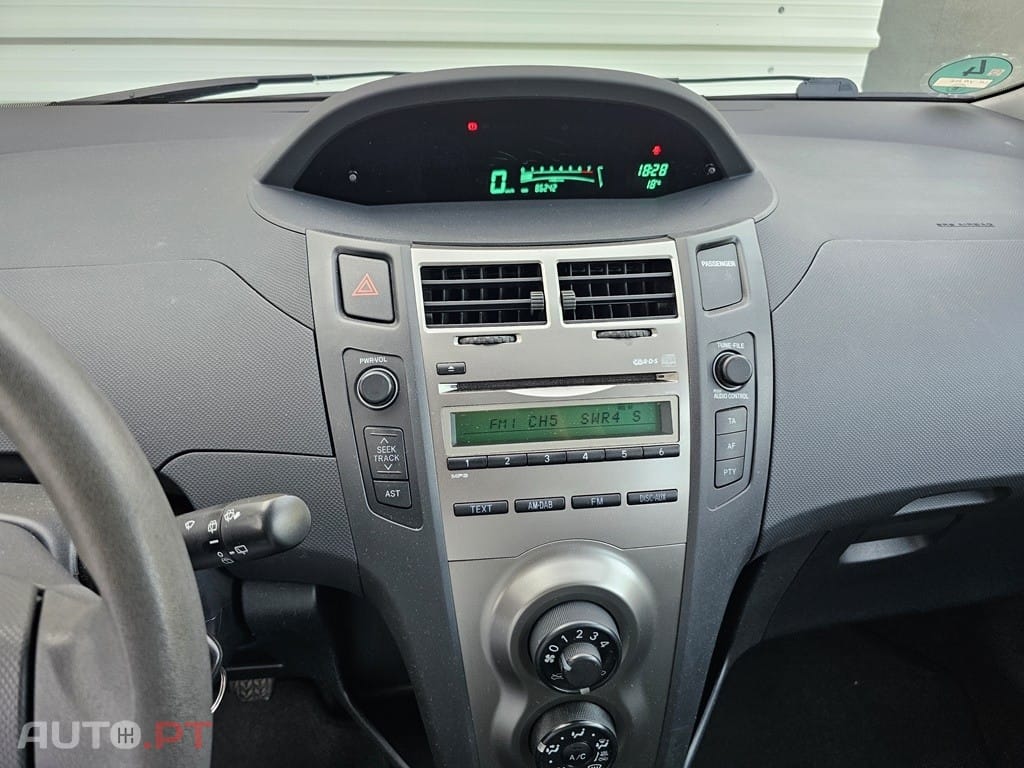 Toyota Yaris 1.0 VVT-i Comfort