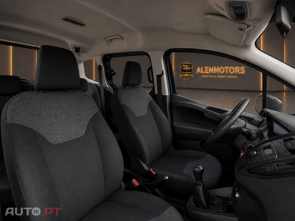 Ford Tourneo 1.5 TDCi Titanium