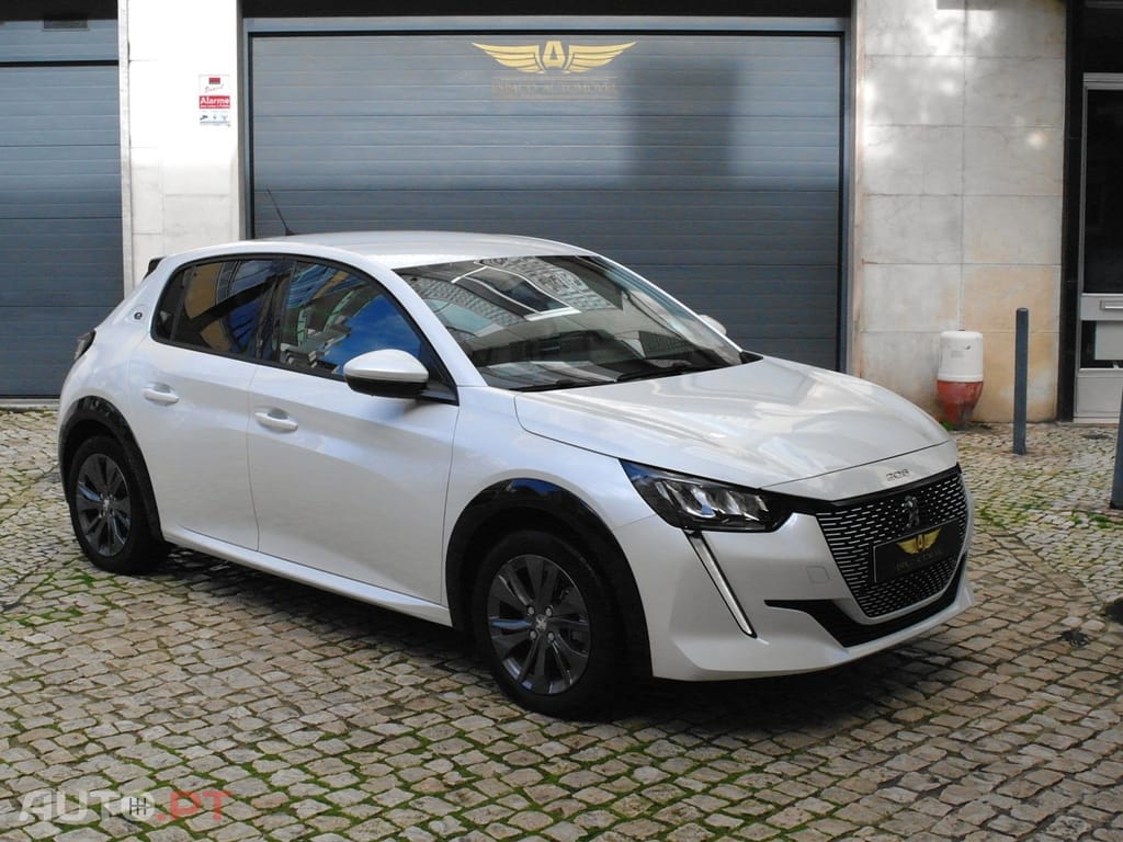 Peugeot E-208 50 kWh Active