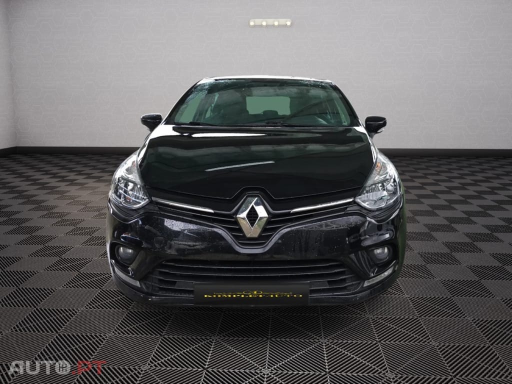 Renault Clio LIMITED
