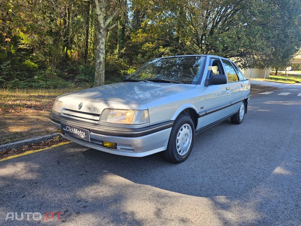 Renault 21 GTS