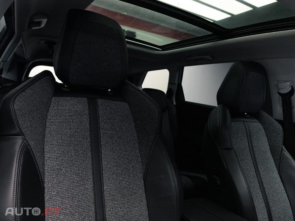 Peugeot 5008 1.5 BlueHDi Allure EAT8