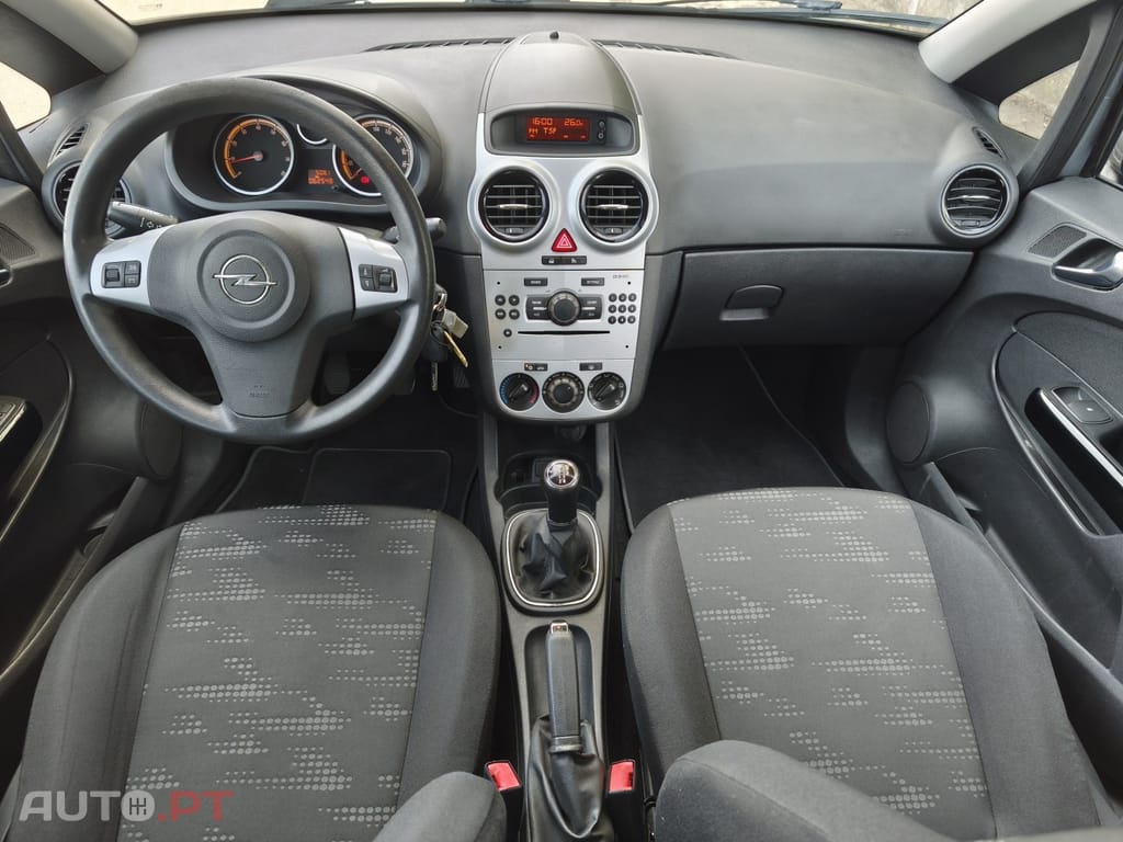 Opel Corsa 1.2 Enjoy