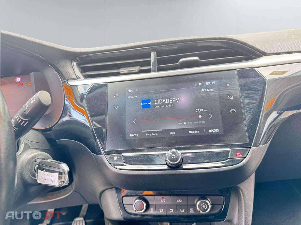 Opel Corsa Elegance 1.2T