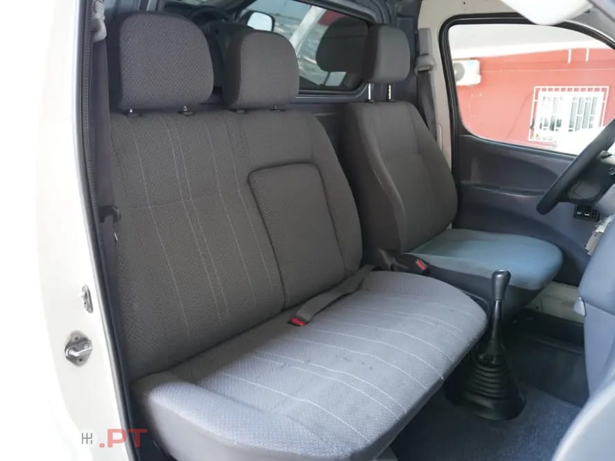 Toyota HiAce 2.5 D-4D Service 2.8T