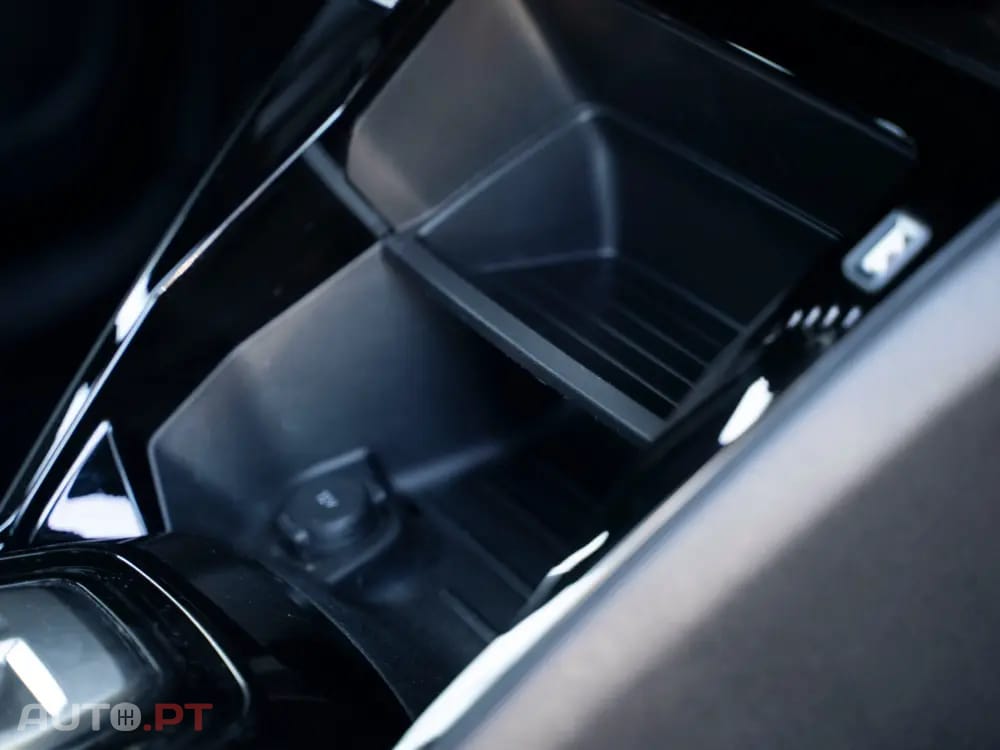 Peugeot E-2008 50 kWh GT Pack
