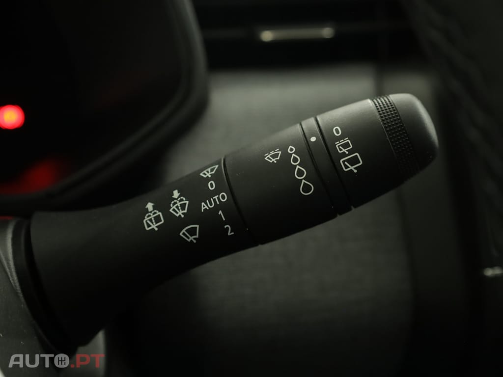Renault Clio Clio 1.0 TCe Evolution Bi-Fuel — fotografia 17