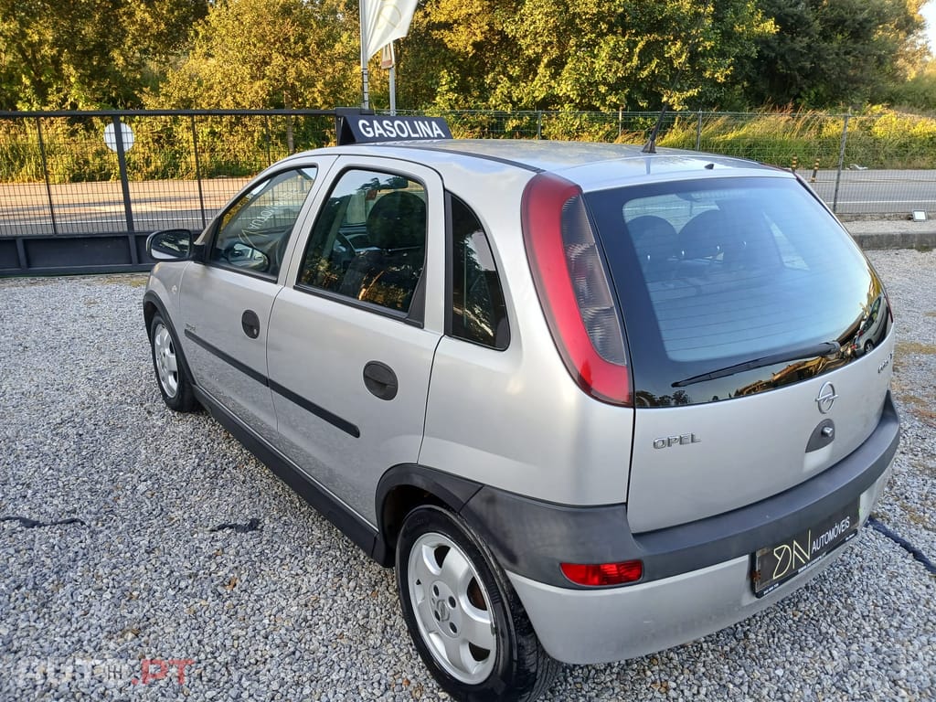 Opel Corsa 1.2 16v