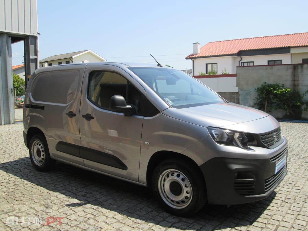 Peugeot Partner 1.6 HDI CARPLAY 100CV