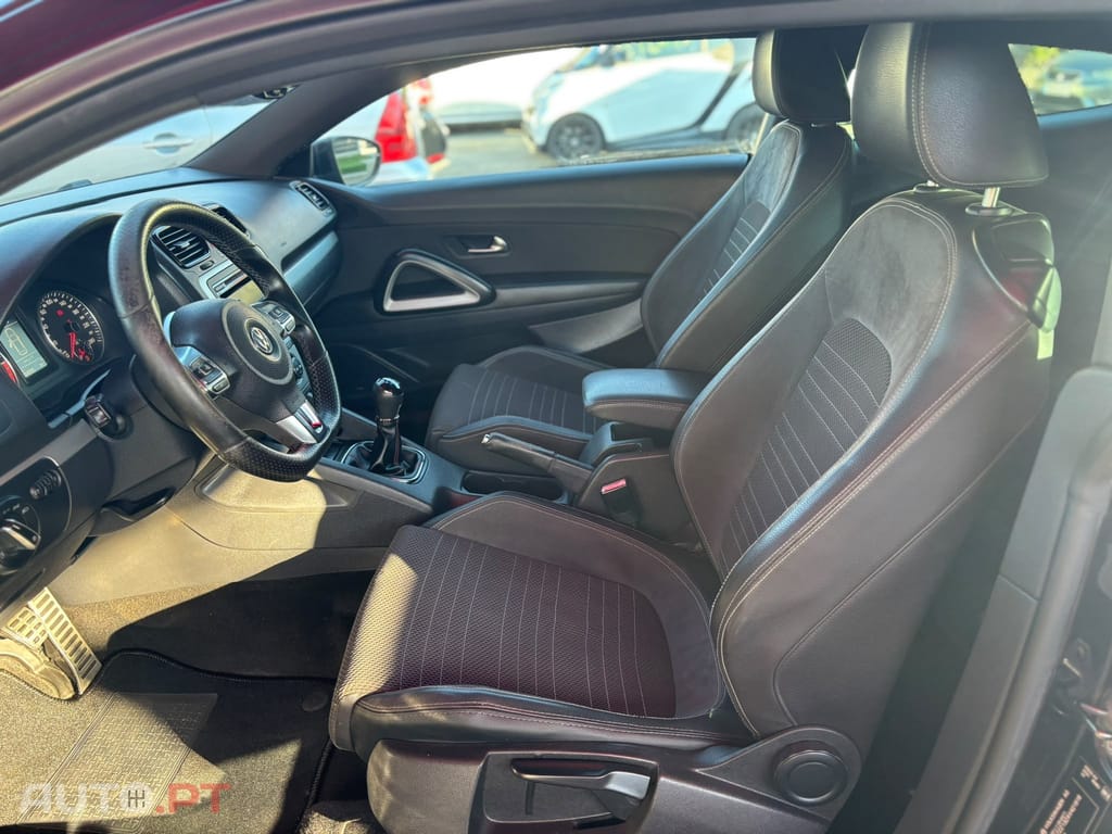 Volkswagen Scirocco 2.0 TDi Sport