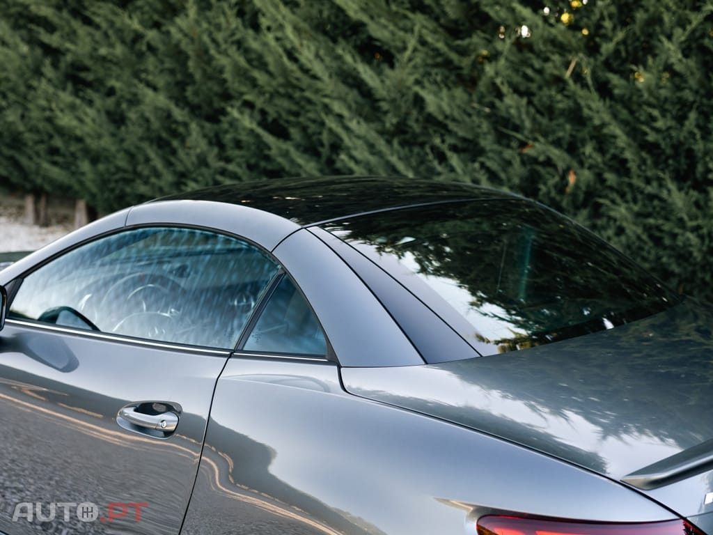 Mercedes-Benz SLC Standard