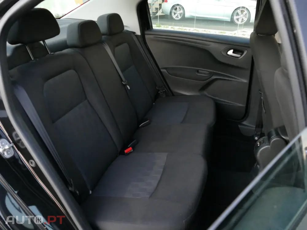 Citroen C-Elysée 1.5 BlueHDi Shine