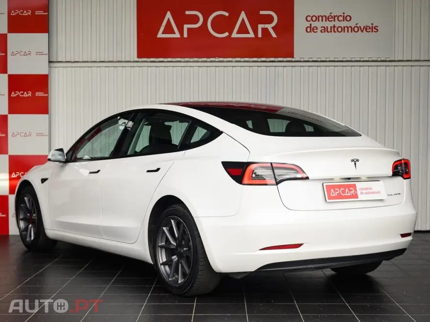 Tesla Model 3 Long Range AWD Dual Motor