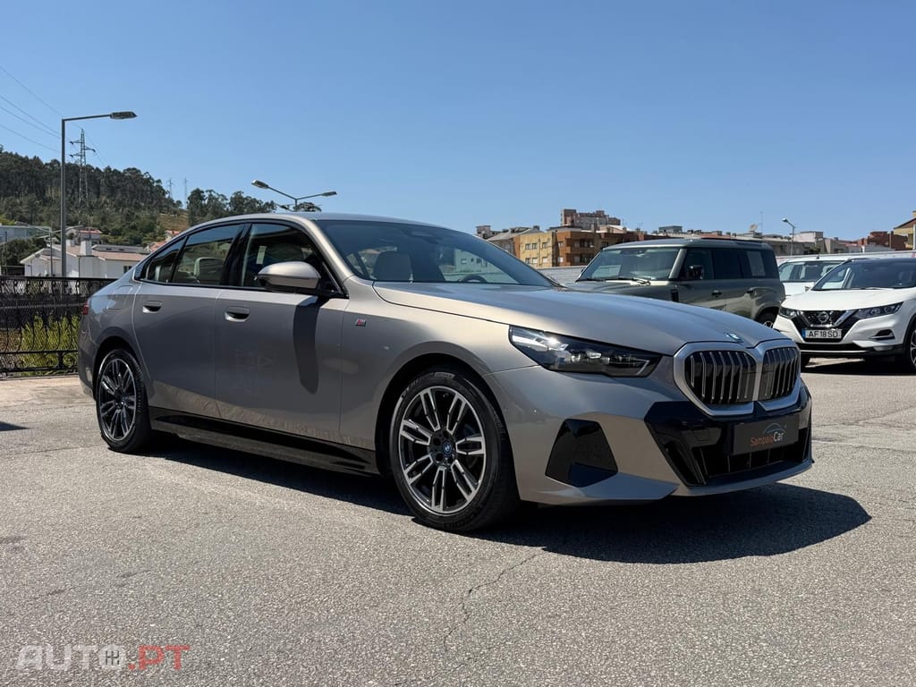 BMW 530 e Pack Desportivo M Pro