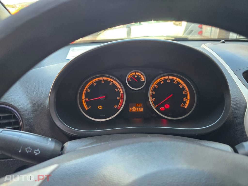 Opel Corsa 1.2 Enjoy