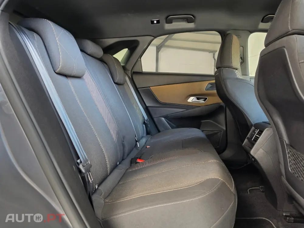 DS DS7 Crossback E-Tense Bastille+ EAT8