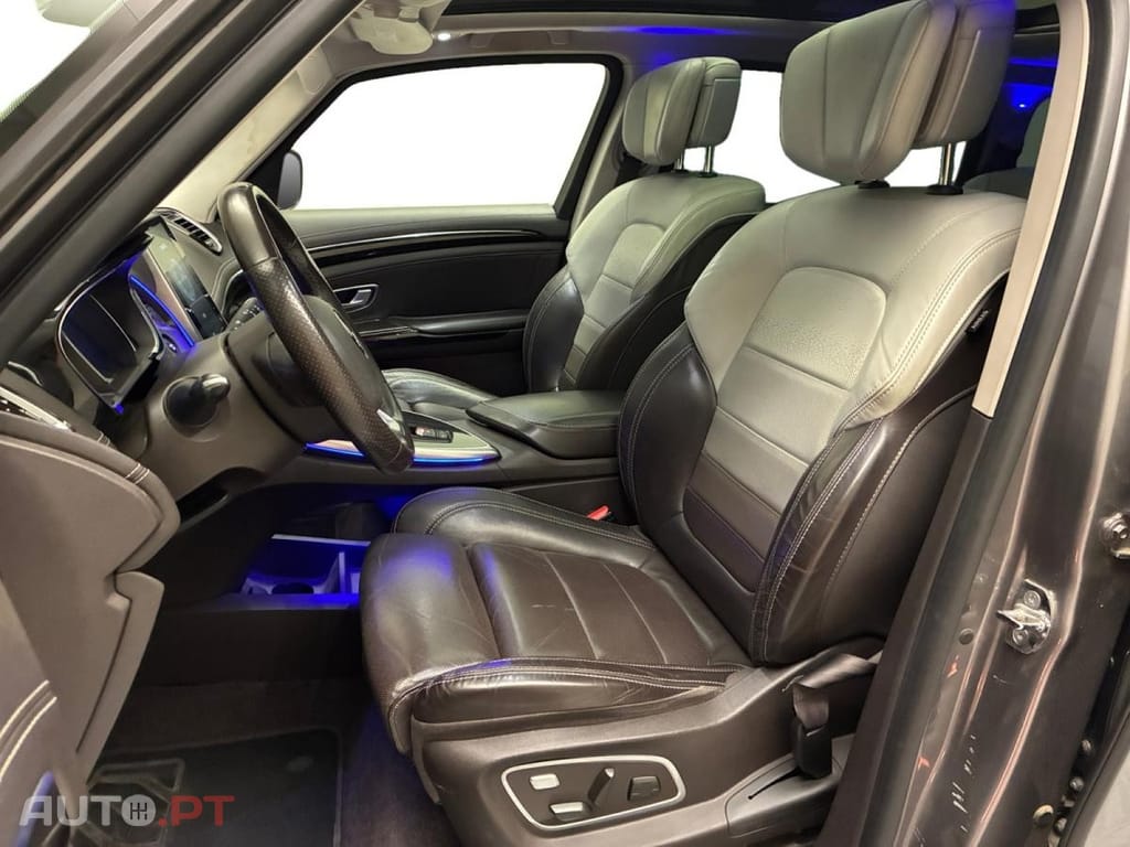 Renault Espace 1.6 dCi Initiale Paris EDC