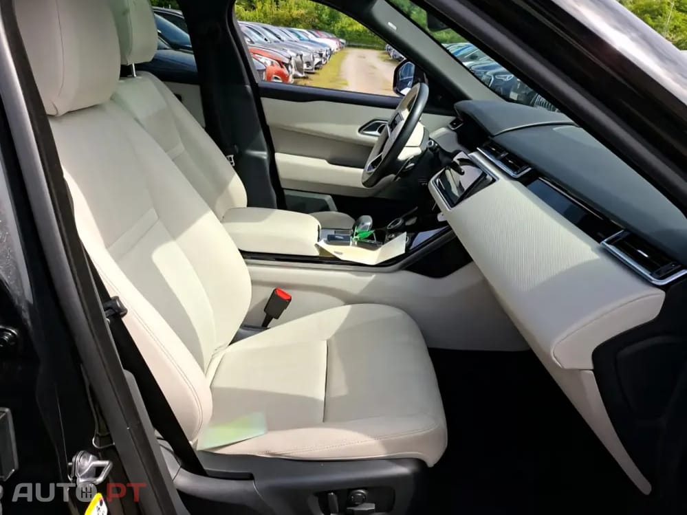 Land Rover Velar 2.0 P400e AWD R-Dynamic SE