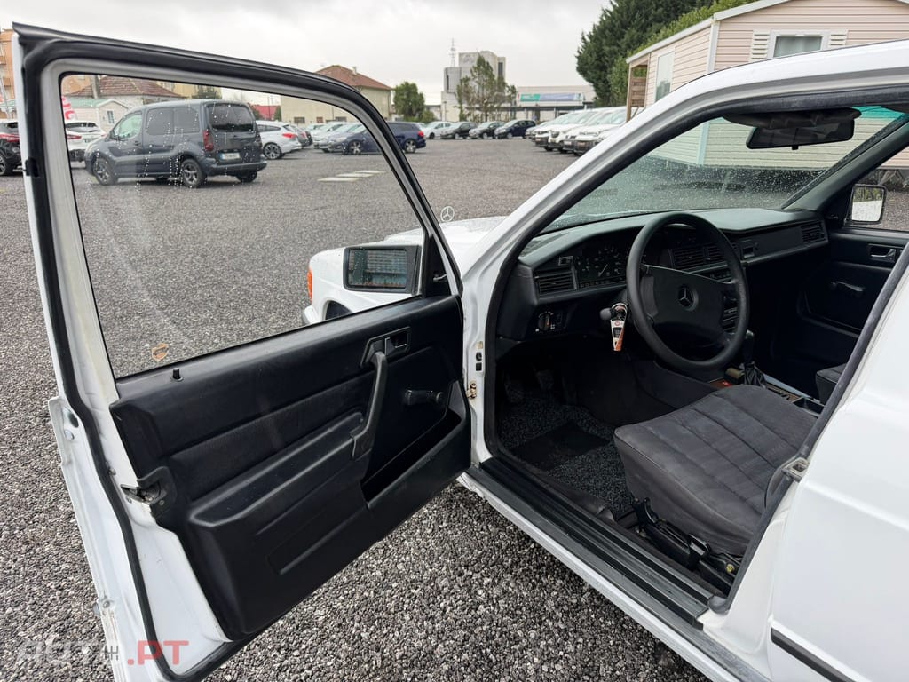 Mercedes-Benz 190 2.0