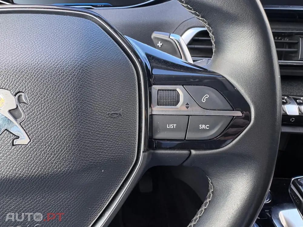 Peugeot 5008 1.2 PureTech Allure EAT8