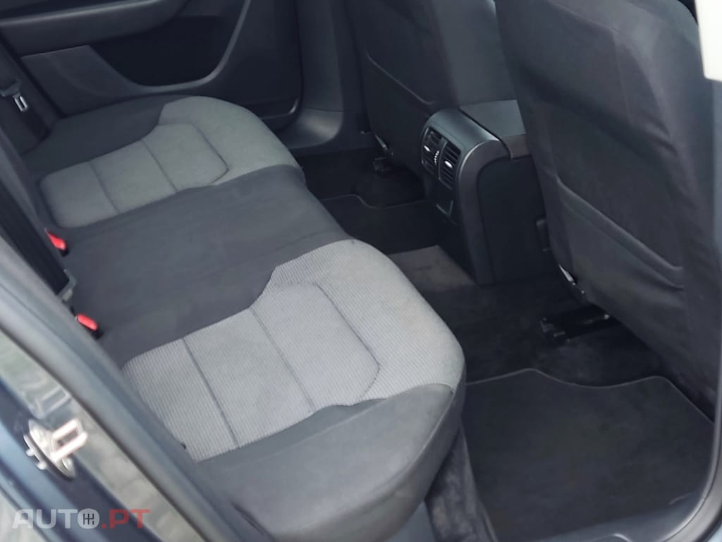Volkswagen Passat 1.6 TDI Bluemotion