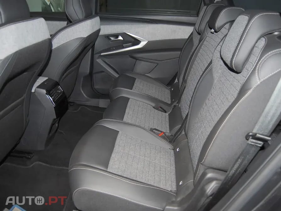 Peugeot 5008 1.2 Hybrid Allure e-DCS6